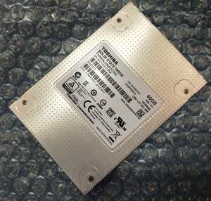 【中古パーツ】2.5 SATA SSD 1台　正常 TOSHIBA THNSNJ060GCSU 60GB 使用時間26292H ■SSD3101