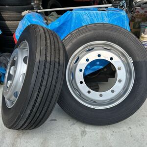 TOPYスチールホイール 22.5×7.50 ISO １０穴　BRIDGESTONE 225/70R22.5　R173 タイヤ付きホイール　新車外し　２本　２０２４年製