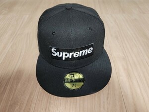 Supreme Money Box Logo New Era Black 7 5/8 ニューエラ