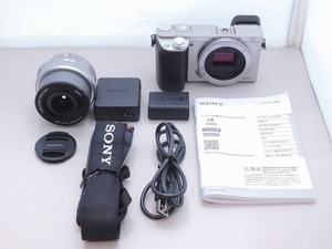 ソニー SONY ミラーレス一眼カメラ レンズキット APS-C α6000 / SELP1650