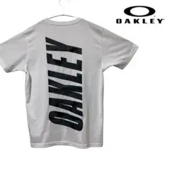 【美品】OAKLEY　オークリー　tシャツ バックロゴ　M 野球　トレーニング