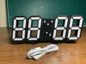 新品未使用 SIS 3D LEDデジタル時計 3DLED DIGITAL CLOCK スタンド 壁掛け時計 日付 温度 アラーム付き