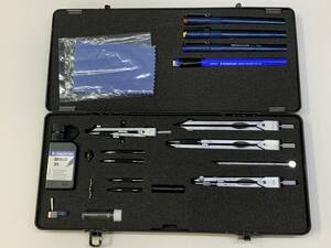 上田/UEDA 　コンパス　セット　DRAWING　SET。　（3202408）