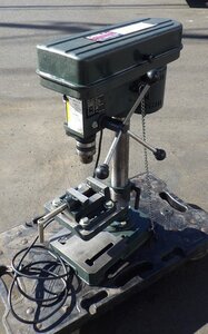 *【中古品】アークランドサカモト GREATTOOL DRILL-PRESS 13mm 卓上ボール盤 GTTB-13SP [01] 65mmバイス付 100V ドリルプレス ドリル盤