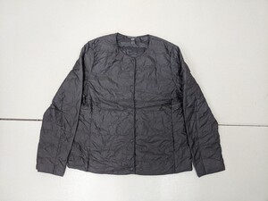 6．ユニクロ ウルトラライト インナー ダウン ジャケット コンパクト UNIQLO レディースXL グレー x903