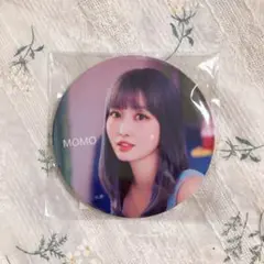 未開封♡ TWICE モモ 缶バッジ celebrate ライブ ライブグッズ