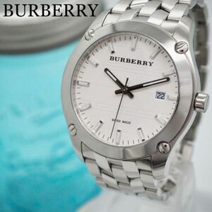 152【美品】BURBERRY バーバリー時計　メンズ時計　ノバチェック　箱付き