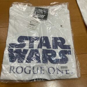 ユニクロ　スターウォーズローグ1Tシャツ ホワイト