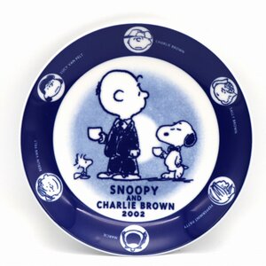 SNOOPY・スヌーピーイヤープレート・飾り皿・洋食器・飾り台付・2002年・No.201011-61・梱包サイズ60