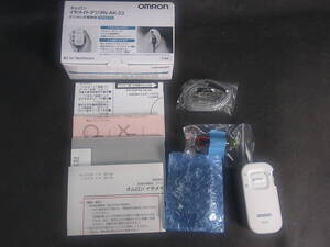 (F361) 新品 未使用 omron AK-22 デジタル式 補聴器 集音器 難聴 ポケット 軽量 単四電池 1200時間起動