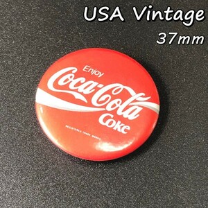 缶 バッジ　アメリカ　輸入雑貨　ビンテージ　37mm　『 コカコーラ 』　当時物　バッチ　( BAT1325 )