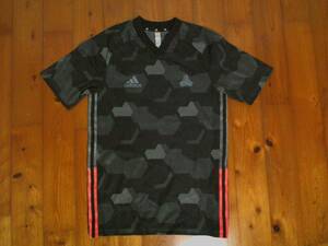 ☆アディダス【adidas】TANGO テックグラフィックジャージ メッシュ半袖プラクティスTシャツ S 黒グレー　FM0831 サッカー　フットサル