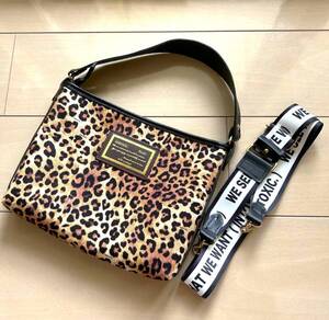 新品同様★intoxic.　イントキシック　ショルダーバッグ　cross body leopard logotip　レオパード★ショルダーストラップ付属