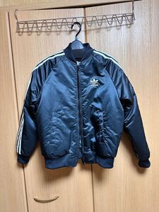 ［未使用］［美品］adidas ダウンジャケット　ダウン　冬服　レディース　Mサイズ　157cm〜163cm DV2666 FTY15 J-57