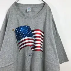 アメリカ製　古着　USA アメリカ国旗　プリント　オーバーサイズ Tシャツ 2X