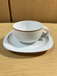 ▼ローゼンタール≪カップ&ソーサー　1客≫Rosenthal ホワイト　金彩ライン