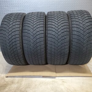 Z63【お買い得商品】MICHELIN ミシュラン X-ICE SNOW エックスアイススノー 225/45R18 95H 22年製 スタッドレスタイヤ4本 残溝 7.2ミリ