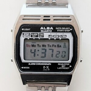 SEIKO ALBA Y709-4000 セイコーアルバ アラームクロノグラフ デジタルクオーツ Y709-4000 電池交換済み 稼働品