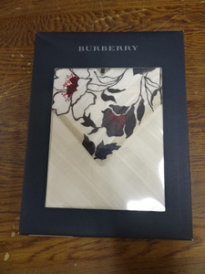 【バーバリー　ハンカチ　②】ファッション小物　女性用　BURBERRY　花柄　ベージュ【A2-2①】20240806