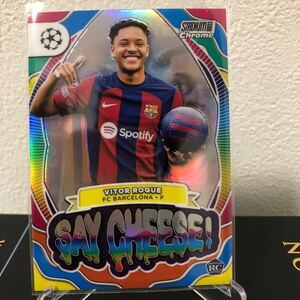 【2023-24 Topps stadium Chrome】VITOR ROQUE FC BARCELONA RC SAY CHEESE!