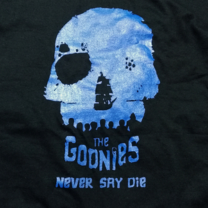 送料無料【ザ・グーニーズ / The Goonies】冒険へ～/ ブラック★選べる5サイズ/S M L XL 2XL/ヘビーウェイト 5.6オンス