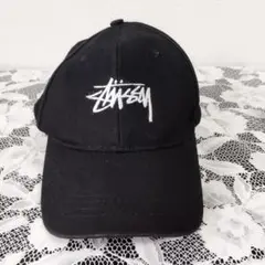 STUSSY ロゴ刺繍 キャップ ユニセックス