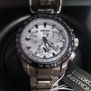 ほぼ未使用品 SEIKO ASTRON/アストロン 8Xシリーズ デュアルタイム チタン（SBXB047）