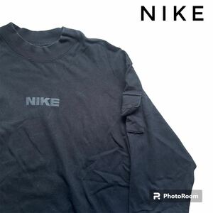 NIKEナイキ　ロングスリーブTシャツ ロゴプリント　スポーツ　ストリート