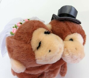 送料無料 新品 ぬいぐるみ ラブラブなおさるさん モンキー ウエディング ウェルカムドール ブライダル 結婚記念 夫婦 約26cm