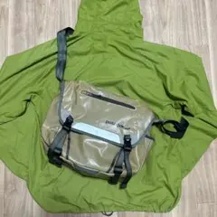 old patagonia パタゴニア　ベージュメッセンジャーバッグ　古着