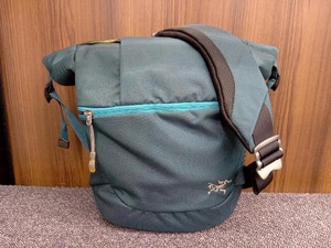 ARC’TERYX／アークテリクス／ミストラル 8／Batch 6779496450610／グリーン系／廃盤モデル／ショルダーバッグ