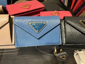  最終価格♪ 今週末までの最終価格♪プラダ PRADA★ミニ財布 ミニウォレット★青 ブルー★新品未使用