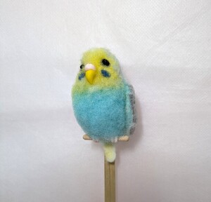 羊毛フェルト　セキセイインコ　ブローチ　 鳥　 ミニチュア　 ハンドメイド　 アクセサリー 