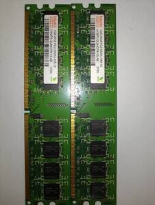 【中古】Hynix デスクトップメモリ 1GB 2Rx8 PC2-5300U-55-12 PC2-DDR2 667MHz HYMP512U64CP8