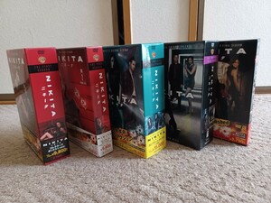 美品[国内盤DVD] 二キータNIKITA 全シーズン コンプリートボックス BOX海外ドラマ マックG × マギー・Q ボーナスディスク付き