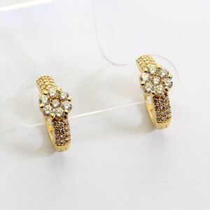 ◎中古美品◎１８金　ダイヤ　計0.90ct　ピアス