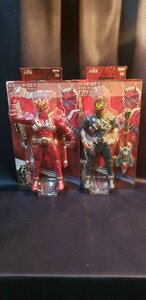 仮面ライダー響鬼（ヒビキ）ビッグサイズフィギュア　クレナイ編2体セット