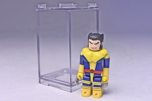 【MARVEL SUPER HEROES キューブリック】★WOLVERINE★純正ディスプレイケース付★SERIES 4★マーベルヒーローズ★MEDICOM TOY★