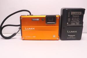 【美品・完動品】Panasonic LUMIX DMC-FT2 デジタルカメラ 防水・耐衝撃設計 サンライズオレンジ [Y0248]