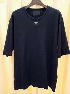 定価以下　美品　プラダ　ロゴ　プレート　tシャツ　大きいサイズ　ビッグサイズ