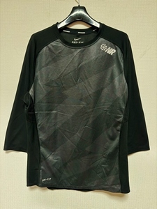 風車ナイキ NIKE running ブラック ランニング ストレッチ長袖Ｔシャツ ナイロン長袖Ｔシャツ アンダーシャツ アンダーウェア