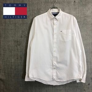 1N1111-F◆ TOMMY HILFIGER トミーヒルフィガー 長袖ボタンダウンシャツ BD トップス ◆ sizeM コットン100 ホワイト 白 単色 古着 メンズ