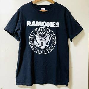 ラモーンズ RAMONES古着Tシャツ M バンドT ロックT パンク GABA GABA HEY