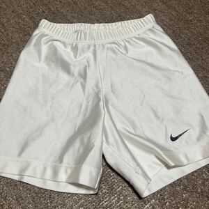 未使用品◇NIKE ナイキ ショートパンツ ショーツ キッズ150~160