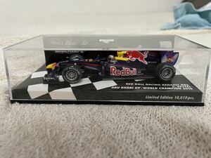 レッドブル レーシング ルノー RB6 S.ベッテル アブダビGP ワールドチャンピオン2010 （1/43スケール ミニチヤンプス