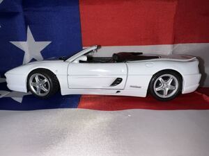 中古美品　Ferrari F355 1/24ダイキャストカー　maisto製　White