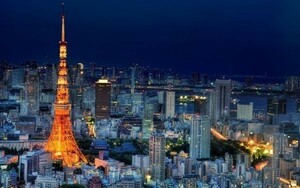 東京タワーと東京湾 夜景 東京港 芝 増上寺 絵画風 壁紙ポスター 特大ワイド版 921×576mm（はがせるシール式 023W1