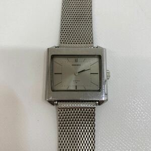 426　中古　アンティークウォッチ　SEIKO　セイコー　2220-3150　手巻き　レトロ　シルバー　ジャンク