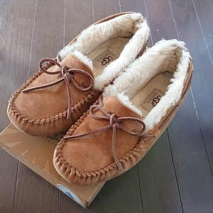 UGG モカシン ダコタ DAKOTA 5612 US7 24㎝