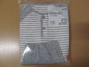 (56448)UNIQLO　ユニクロ　キッズ　ガールズ　ルームセット　長袖　ボーダー　グレー　130　未開封